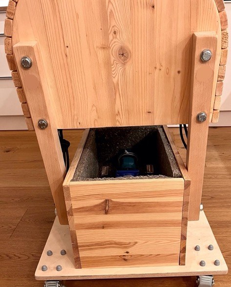 Accessible internal drive compartment